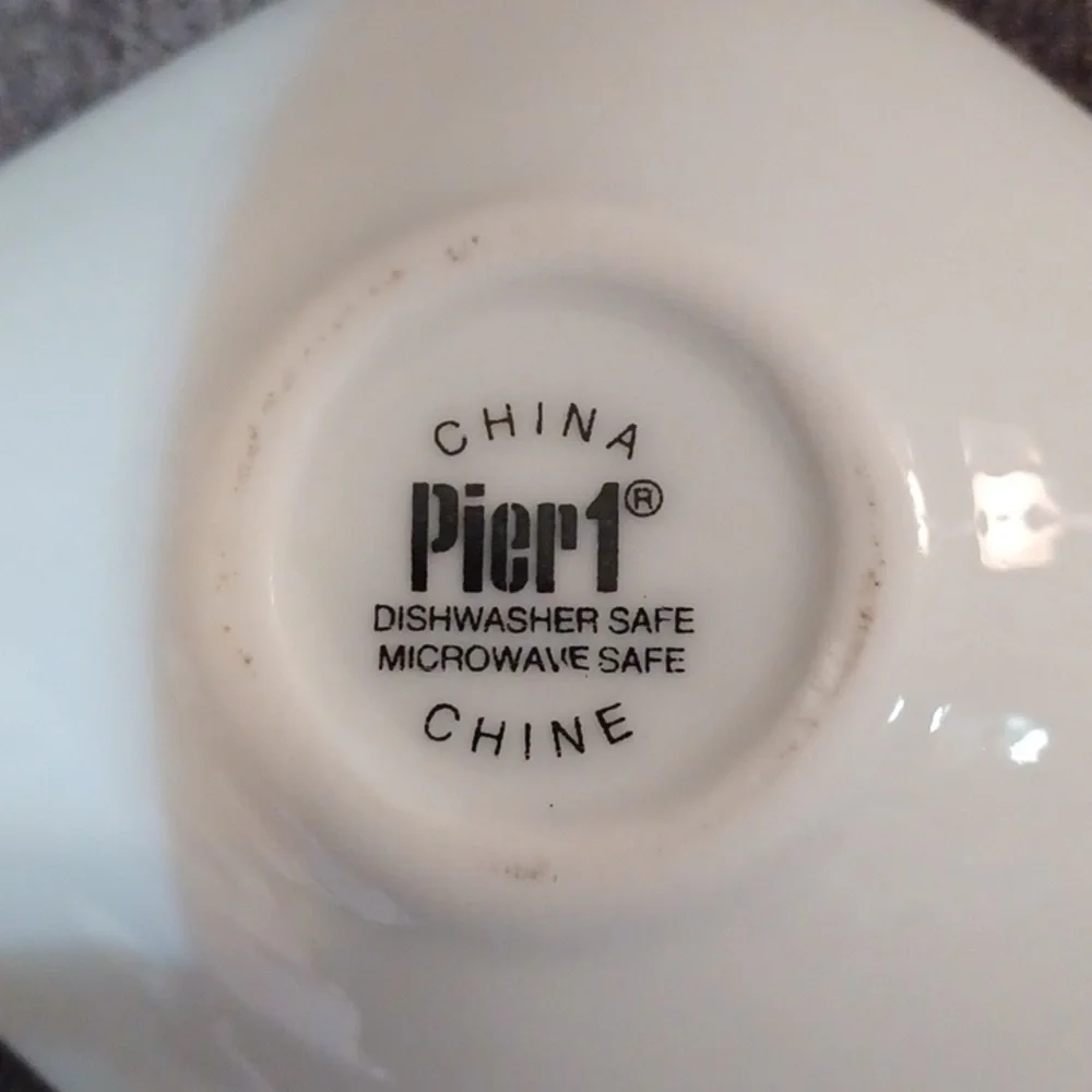 Pier 1 spoon rest